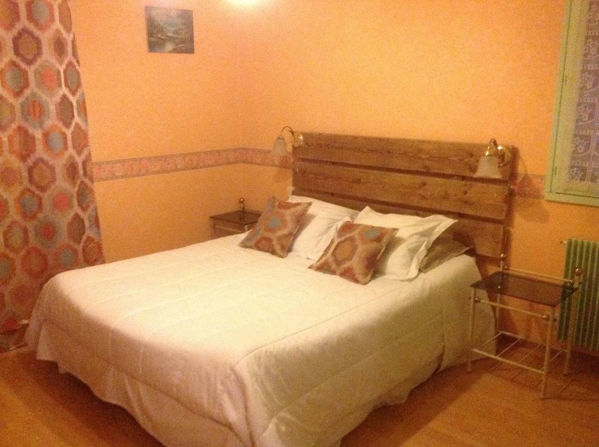 L'Ecrin D'Osely Bed and Breakfast Lodève Esterno foto